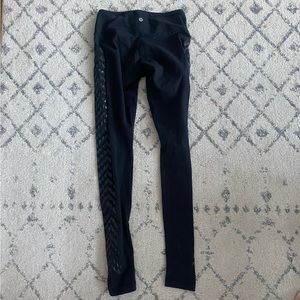 Lululemon Black Leggings with Aztec Print Size 4
